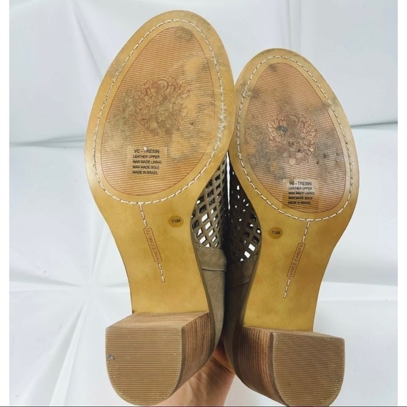 Vince Camuto Sz 7.5 M Womens Perforated Open Toe Bootie Tassel Ankle Boot Sandal - Picture 8 of 10